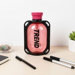 TREND by Giavos: Bold Geometric Water Bottle